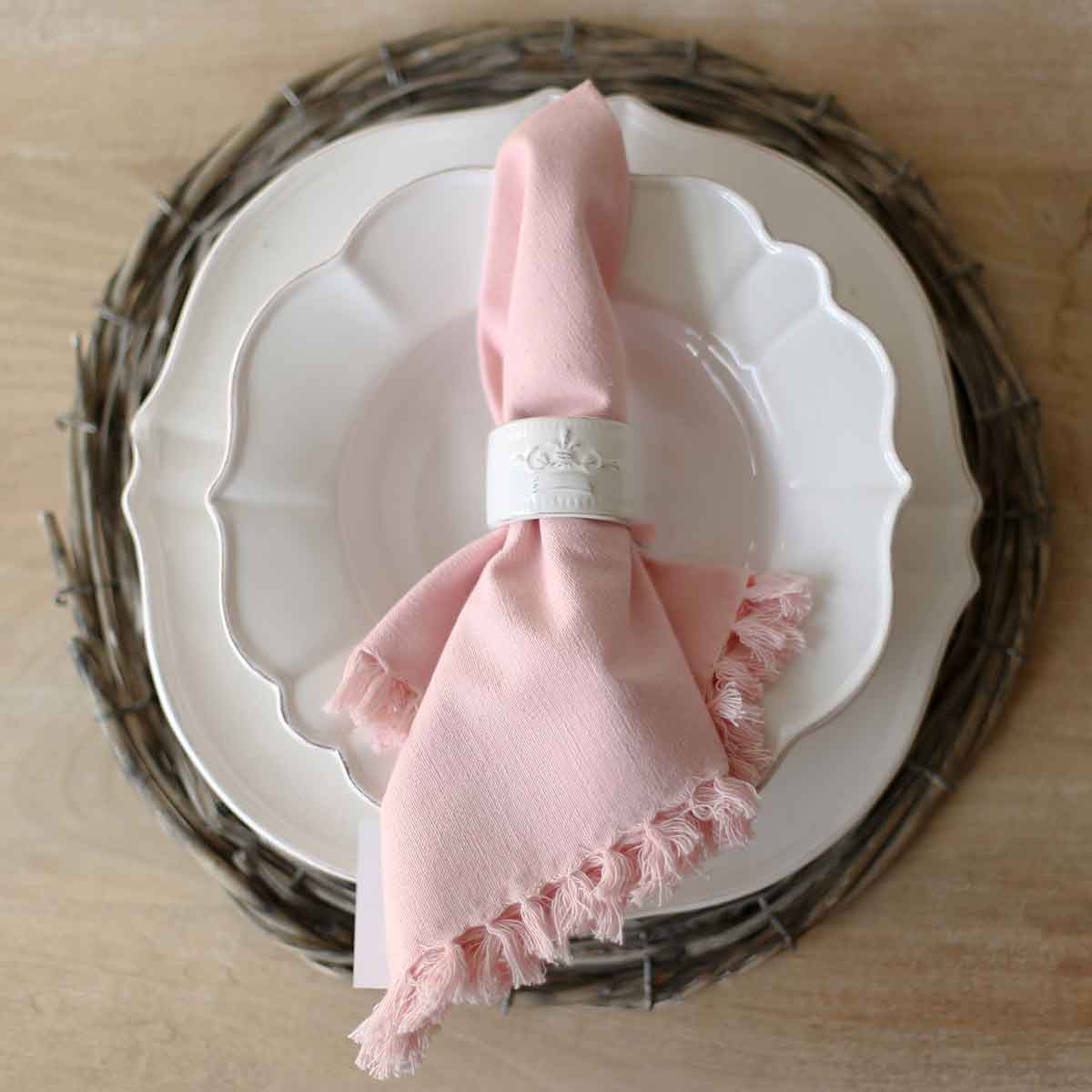 Fringe Napkin Light Pink