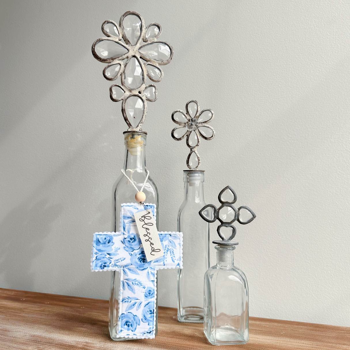 Fabric Cross - Blue Floral | Handmade | Gift Wrapped: Love like Jesus